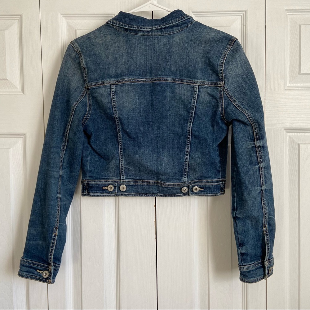 Cropped Denim Jacket - Picture 5 of 6